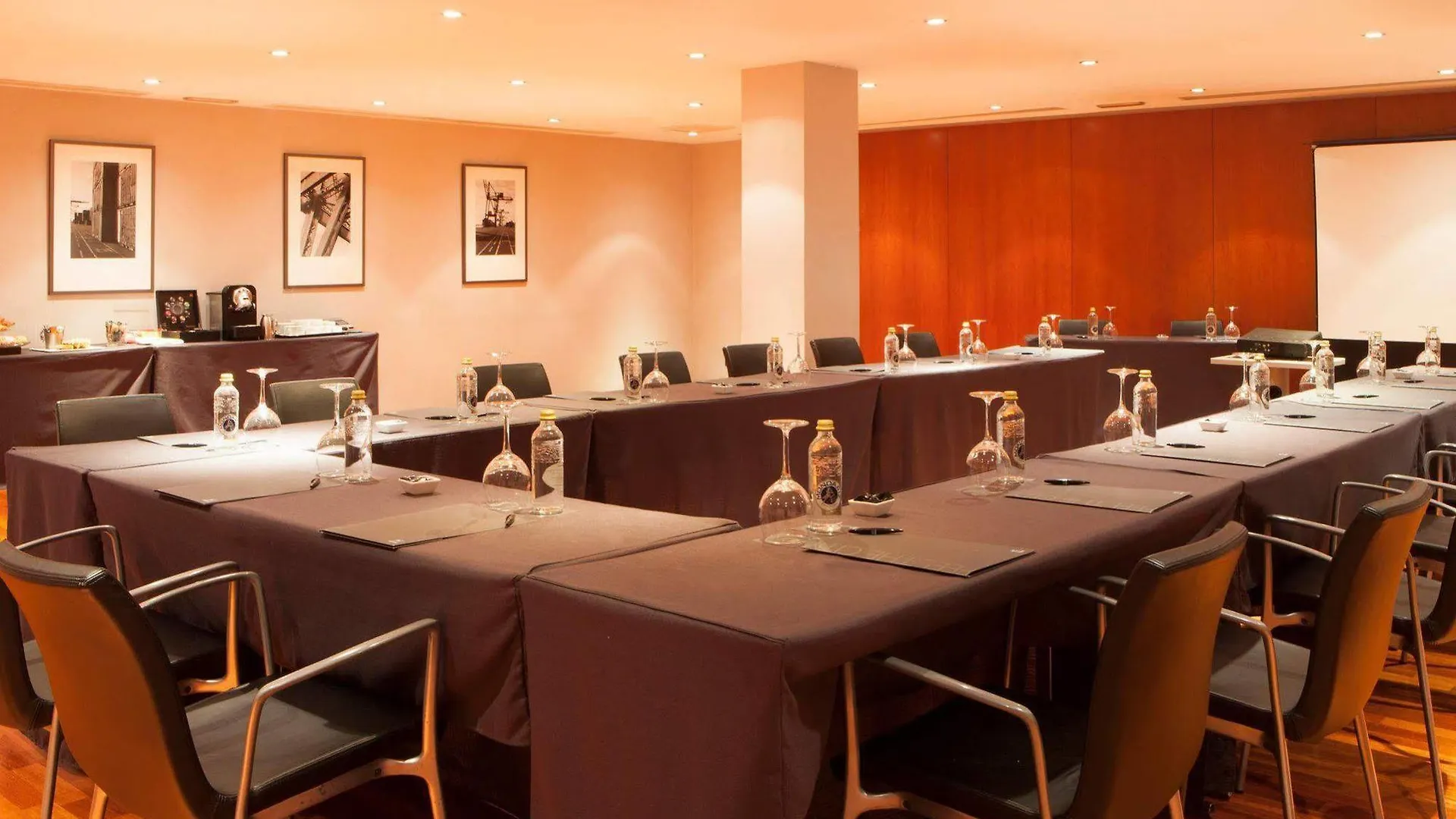 Ac Hotel Malaga Palacio By Marriott